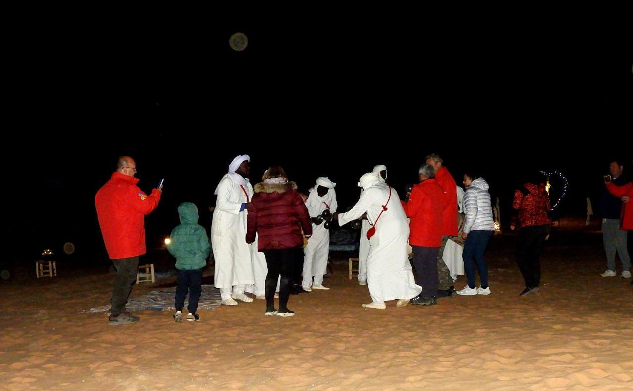 Отель Luxury Sahara Dream Camp Мерзуга Экстерьер фото